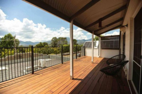 Spacious two bedroom apartment with mountain views